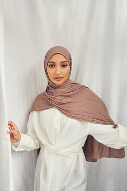 Rosewood Crinkled Ecovero Hijab
